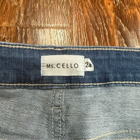 Women’s Size 24 Plus Ms Cello Blue Distressed Denim Jean Shorts Stretch Shortie - Picture 4 of 7